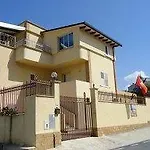 Mozia فندق مبيت وإفطار 3*