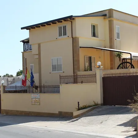 Bed & Breakfast Mozia 3*